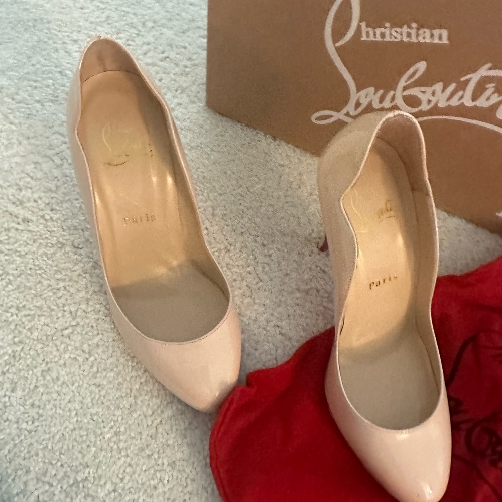 authentic christian louboutin heels - Picture 3 of 8